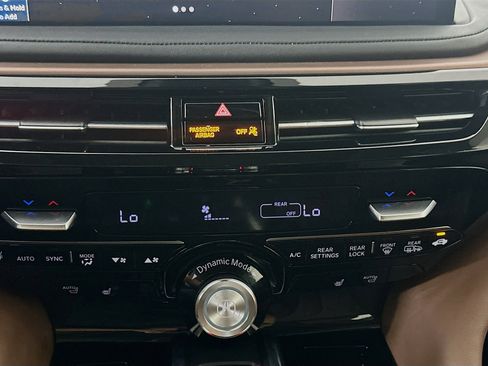 Used 2025 Acura MDX FWD w/ Technology Package image 23