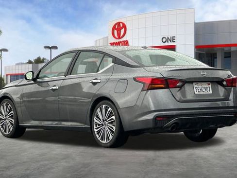 Used 2023 Nissan Altima 2.5 SL image 6