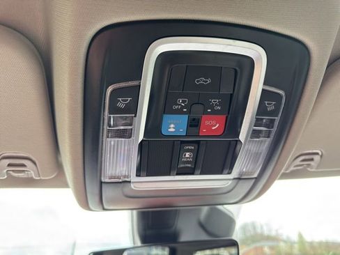 Used 2026 RAM 1500 Laramie AWD/4WD image 53