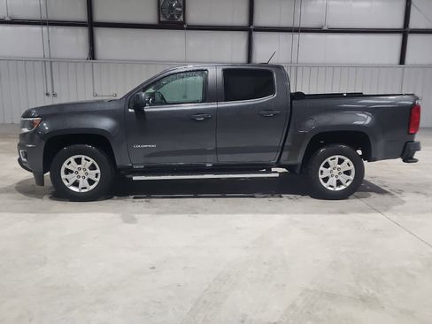 Used 2016 Chevrolet Colorado LT w/ LT Convenience Package RWD image 2