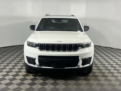 Certified 2024 Jeep Grand Cherokee L Limited w/ Luxury Tech Group II image 10