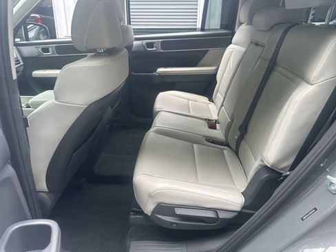 Used 2024 Hyundai Santa Fe SEL FWD image 11