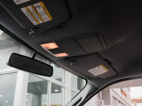 Used 2012 Ford F150 XLT w/ XLT Chrome Pkg image 26