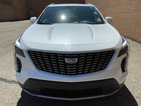 Certified 2023 Cadillac XT4 Premium Luxury w/ Cold Weather Package AWD/4WD image 5