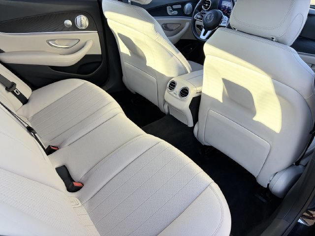 Used 2020 Mercedes-Benz E 350 4MATIC Sedan image 15