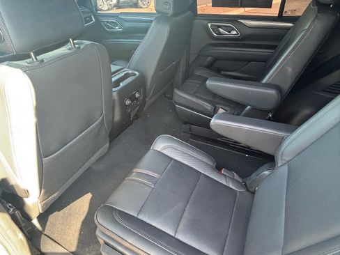 Used 2024 Chevrolet Tahoe RST w/ Luxury Package AWD/4WD image 22