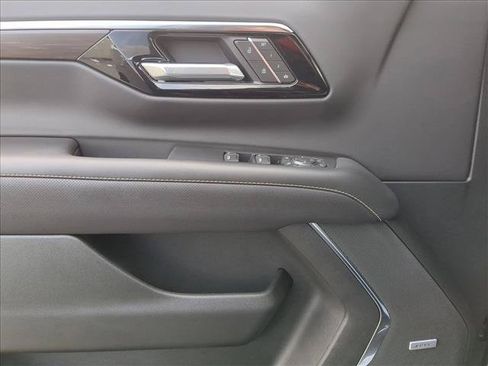 New 2026 Chevrolet Tahoe Premier w/ Sun And Tow Package AWD/4WD image 11