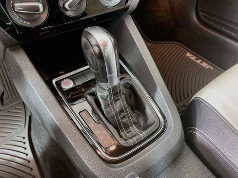 Used 2016 Volkswagen Jetta Sport FWD image 15