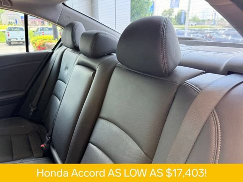 Used 2016 Honda Accord Touring image 18