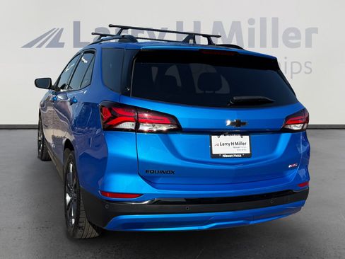Used 2024 Chevrolet Equinox RS image 3