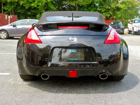 Used 2014 Nissan 370Z Touring w/ Navigation Package image 6