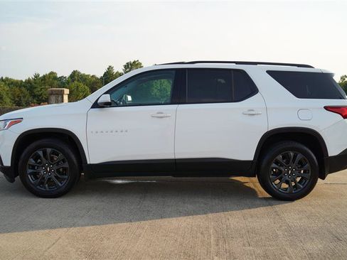 Used 2020 Chevrolet Traverse RS AWD/4WD image 2