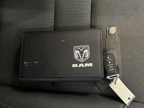 Used 2019 RAM 1500 Big Horn RWD image 43