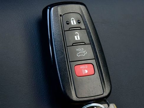 Certified 2023 Toyota RAV4 XLE Premium AWD/4WD image 29