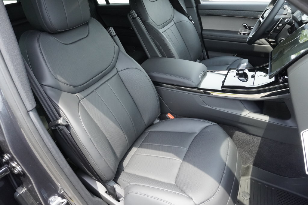 New 2026 Land Rover Range Rover Sport Dynamic SE AWD/4WD image 24
