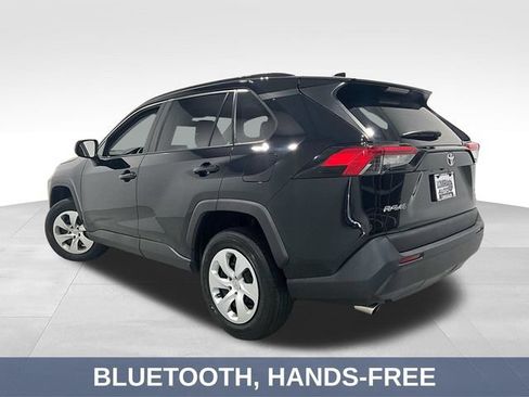 Used 2019 Toyota RAV4 LE AWD/4WD image 6