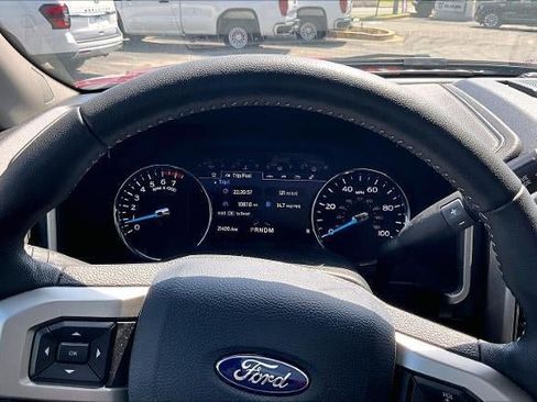 Used 2021 Ford F250 Lariat w/ Lariat Ultimate Package AWD/4WD image 14
