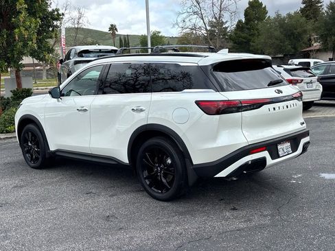 Certified 2025 INFINITI QX60 Luxe w/ Black Edition image 6