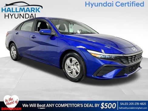 Certified 2025 Hyundai Elantra SE FWD image 1