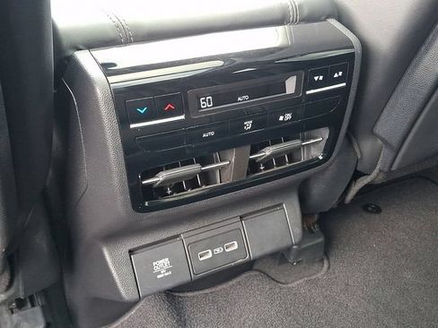 Used 2023 Acura MDX SH-AWD w/ Technology Package image 11