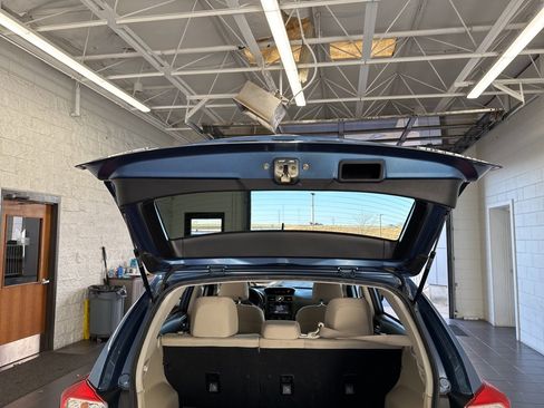 Used 2014 Subaru Crosstrek 2.0i Premium image 10