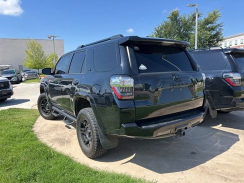 Used 2020 Toyota 4Runner SR5 Premium AWD/4WD image 5