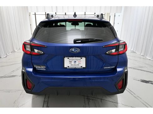 Used 2024 Subaru Crosstrek 2.5i Limited w/ Crosstrek Mirror Package AWD/4WD image 6