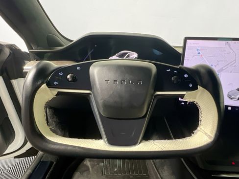 Used 2022 Tesla Model S AWD/4WD image 17