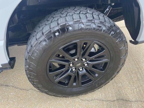 Used 2024 Ford F150 Platinum w/ Equipment Group 702A High AWD/4WD image 7