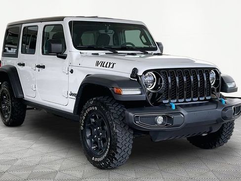 Used 2023 Jeep Wrangler Unlimited w/ Cold Weather Group AWD/4WD image 1