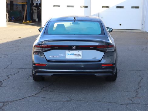Used 2024 Honda Accord LX image 9