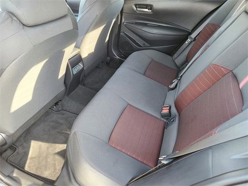 Used 2025 Toyota Corolla SE image 28