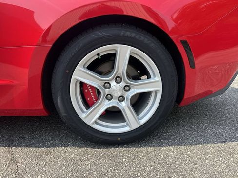 Used 2016 Chevrolet Camaro LT RWD image 32