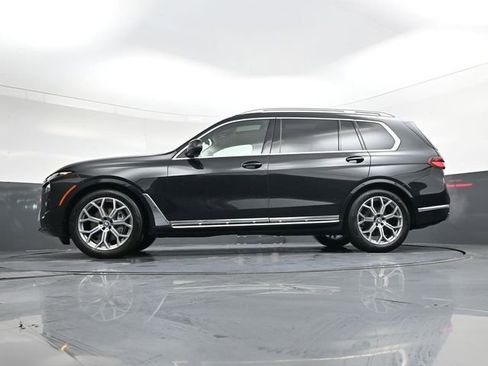 Used 2021 BMW X7 xDrive40i w/ Premium Package image 40