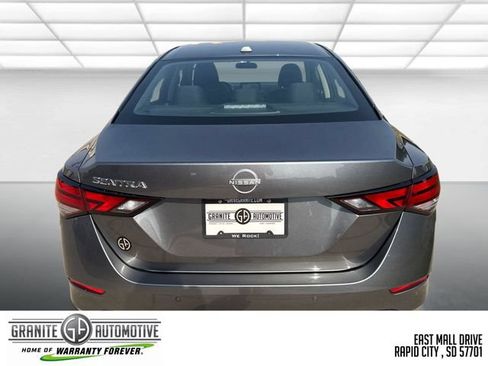 Used 2025 Nissan Sentra SV FWD image 5