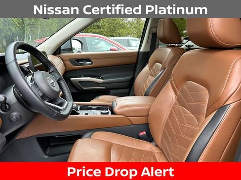 Certified 2023 Nissan Pathfinder Platinum AWD/4WD image 10