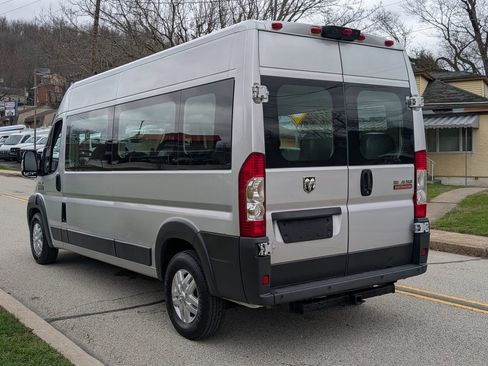 Used 2014 RAM ProMaster 2500 w/ Interior Convenience Group image 6