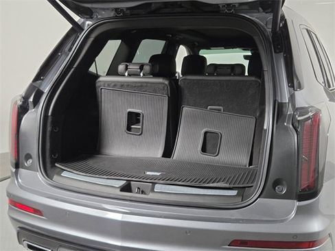 Used 2020 Cadillac XT6 Sport image 17