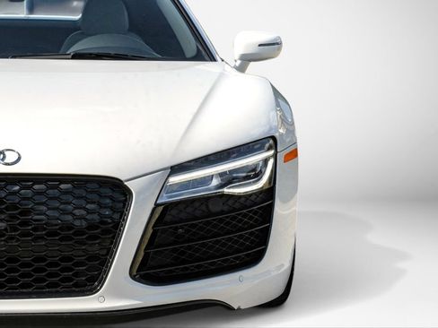 Used 2014 Audi R8 V8 AWD/4WD image 38