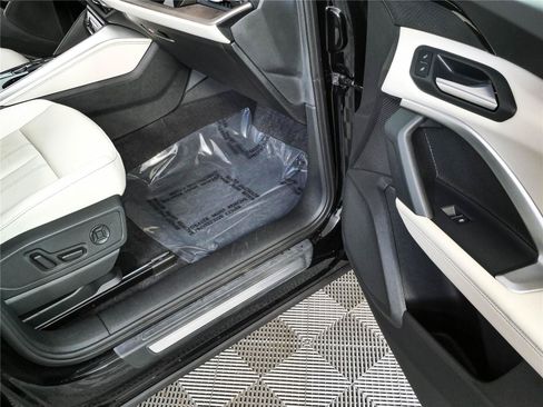 Used 2025 Audi Q5 Premium w/ Convenience Package AWD/4WD image 24