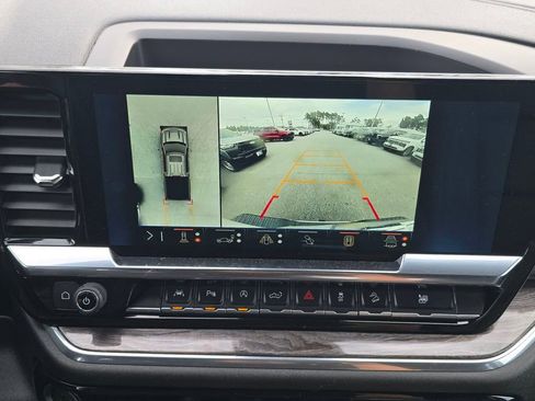 Used 2025 Chevrolet Silverado 1500 LTZ w/ Technology Package image 26