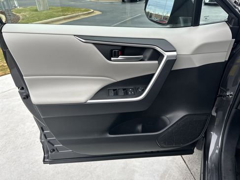 Certified 2025 Toyota RAV4 XLE Premium image 14