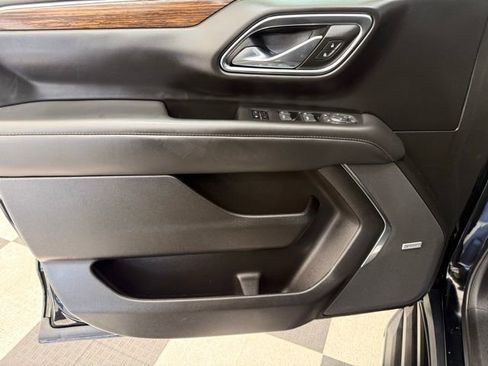 Used 2023 Chevrolet Tahoe High Country image 16