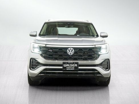 Used 2024 Volkswagen Atlas SEL Premium R-Line AWD/4WD image 8