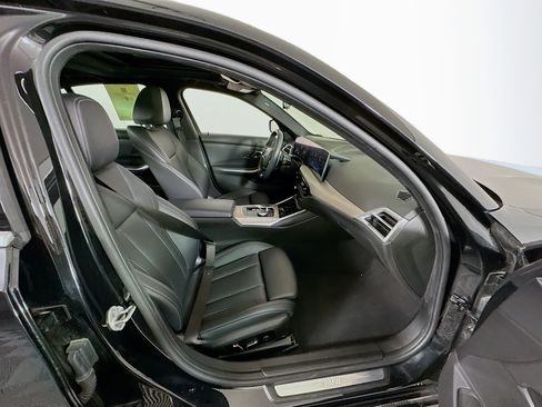 Used 2025 BMW 330i Sedan image 33