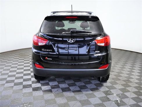 Used 2015 Hyundai Tucson SE image 7