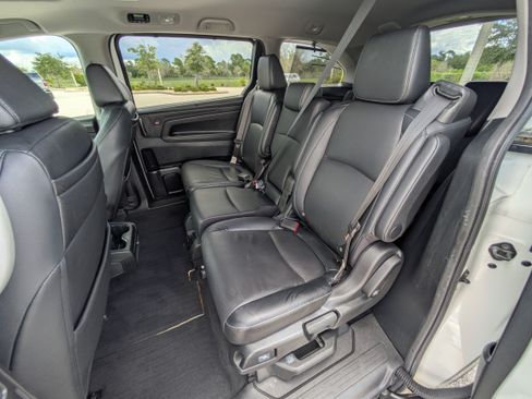 Used 2022 Honda Odyssey Touring image 14