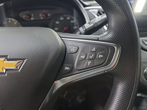 Used 2024 Chevrolet Malibu LT FWD image 17