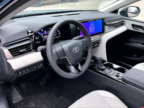 New 2026 Toyota Camry XLE image 8