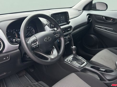 Used 2019 Hyundai Kona SE FWD image 13
